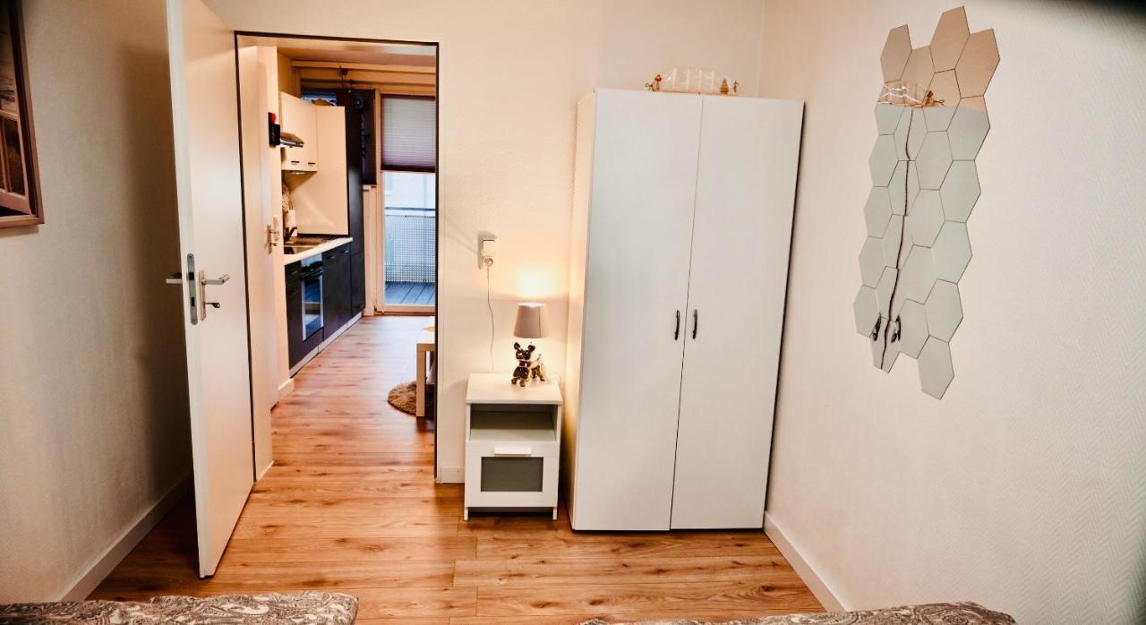 Holiday Home Cologne With Balkon - Near Koelnmesse - Temporary Living- Экстерьер фото